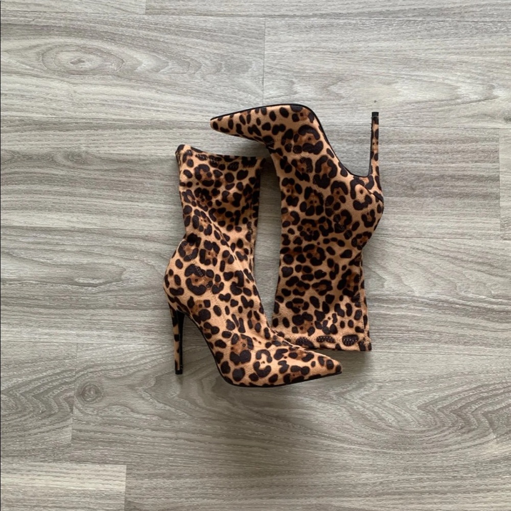 Leopard booties